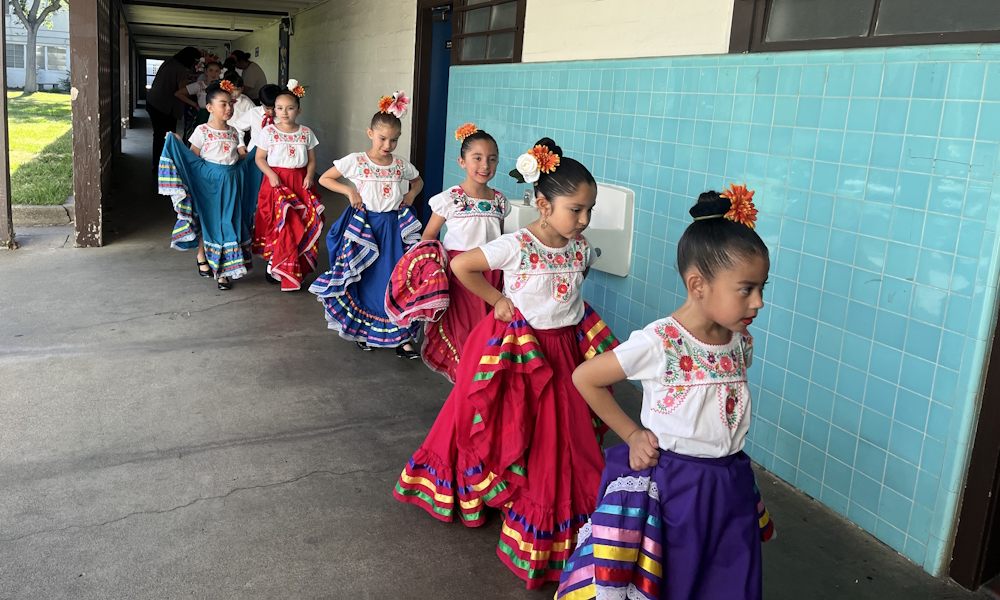 Benefits of St. Philomene Dual Language Catholic School 2